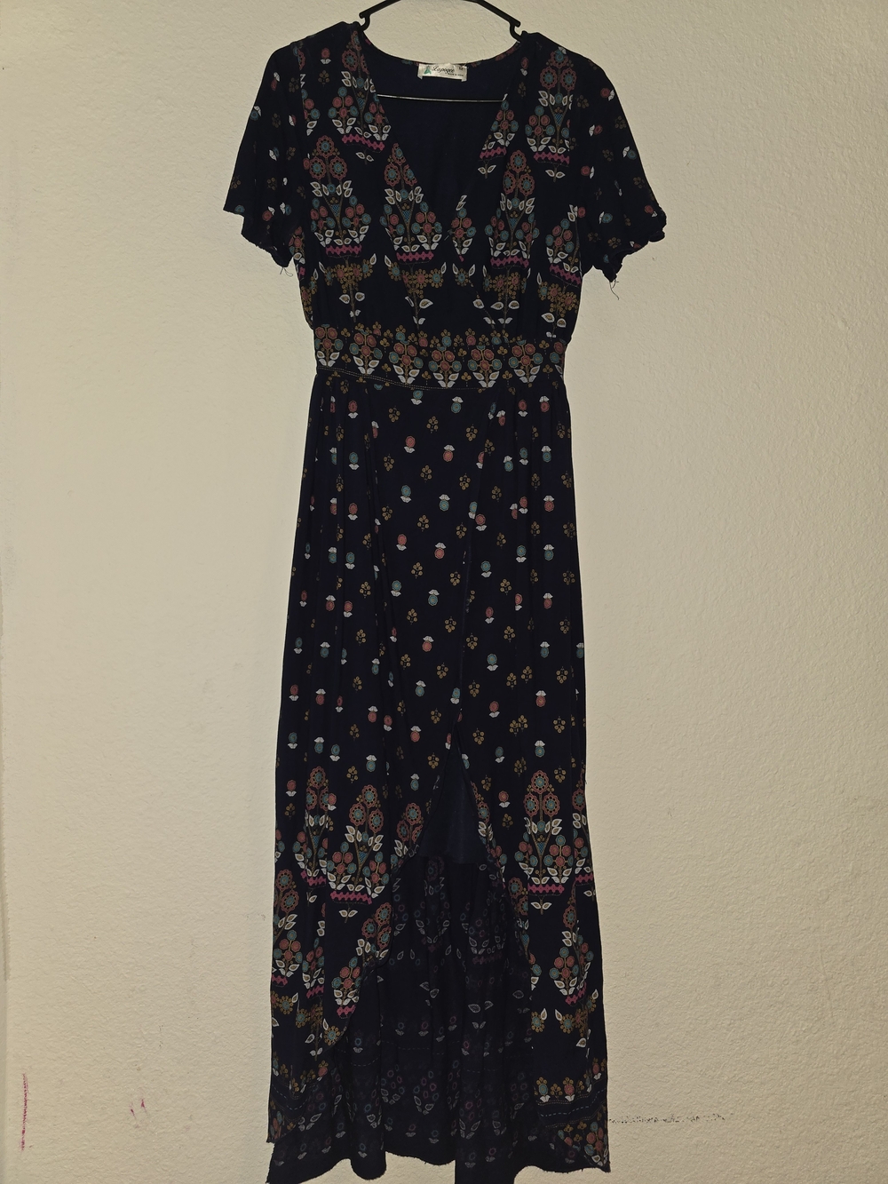 Black Floral V-Neck Maxi Dress with Short Sleeves